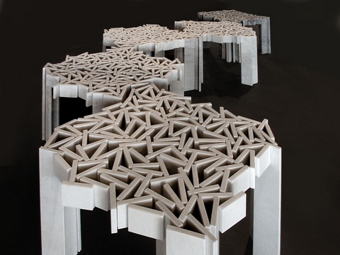 Wabi, 2010: coffee table realizzato in occasione della mostra personale “Il senso delle cose” (Carrara, Effe 65, 5 settembre – 31 ottobre 2010), evento parallelo alla XIV Biennale Internazionale di Scultura di Carrara. Il tavolino è realizzato unicamente con listarelle di scarto derivate dalla rifilatura delle lastre in marmo